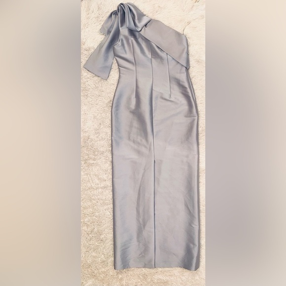 Sachin and Babi BONNIE one shoulder bow sliver gown Sz 4 - Picture 7 of 9
